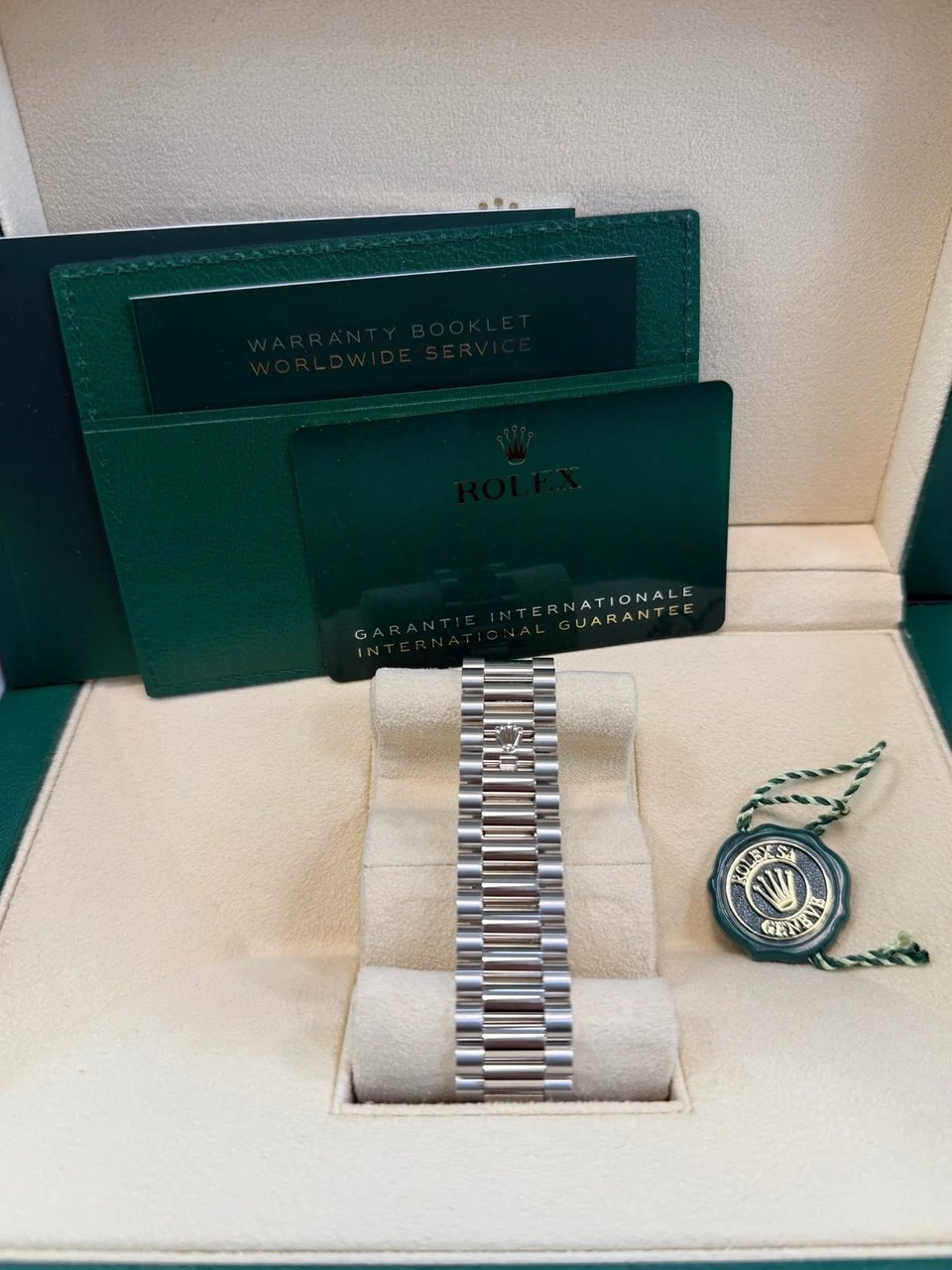 [Superclone] Rolex Day-Date 40mm Olive Green Dial President 228396TBR view 6