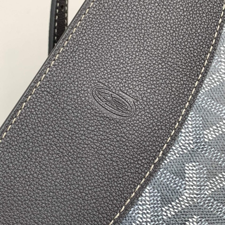 Goyard Hirondelle Bag – Bagistry Closet Grey 25cm view 12