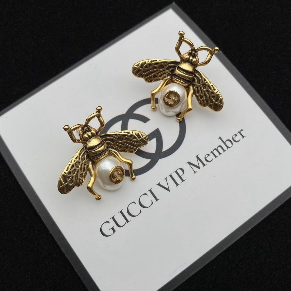 Gucci Gg Bee Pearl Gold Earrings view 4
