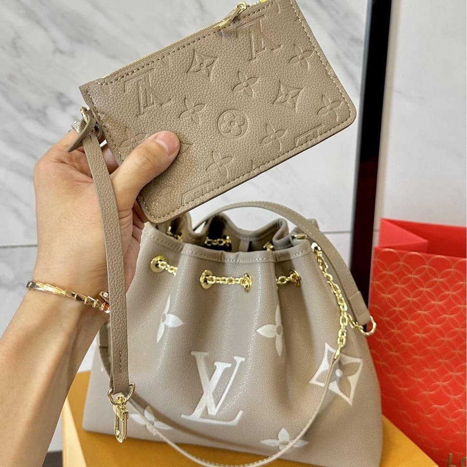 Louis Vuitton Summer Bundle Bag Tourterelle Grey 28Cm M25453 view 7