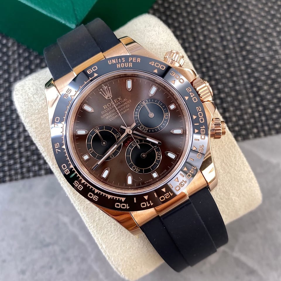 [Super Clone] Rolex Cosmograph Daytona 116515LN Chocolate Dial Luminous Hour Markers view 7