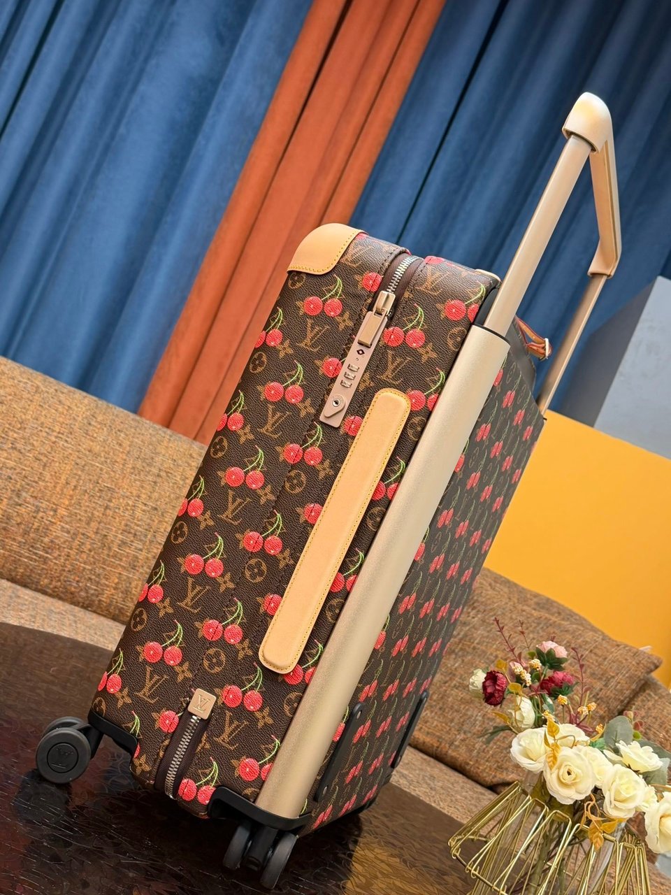 Lv Cherry Travel Horizon 55 – Luxury Cabin Carry-On 55cm/21.6in view 9