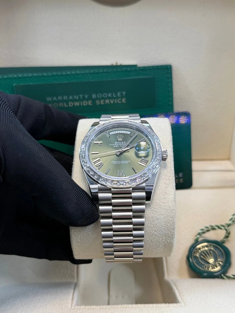 [Superclone] Rolex Day-Date 40mm Olive Green Dial President 228396TBR view 3