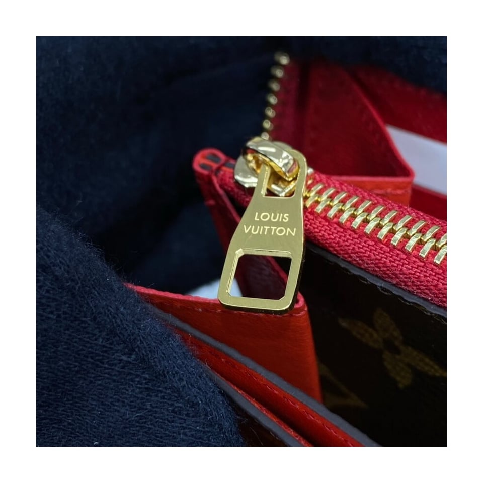 Louis Vuitton Monogram Zippy Wallet Retiro view 11