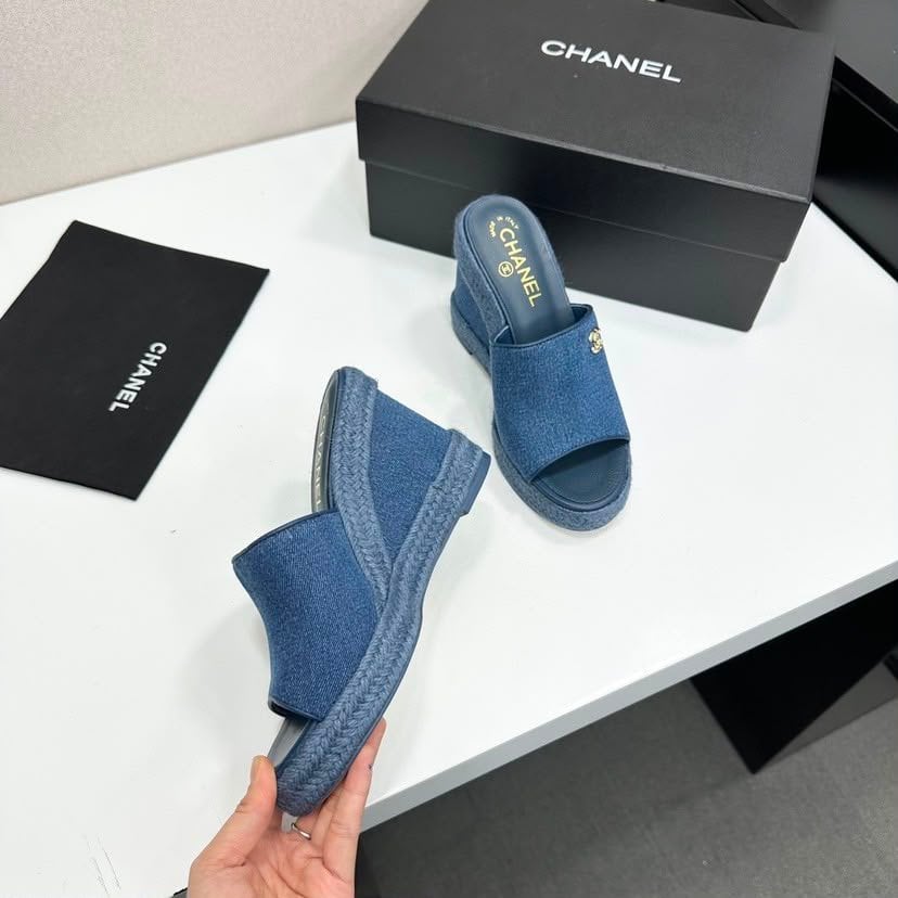 Chanel Denim Wedge Slingback Sandals Blue Denim G39832 view 4