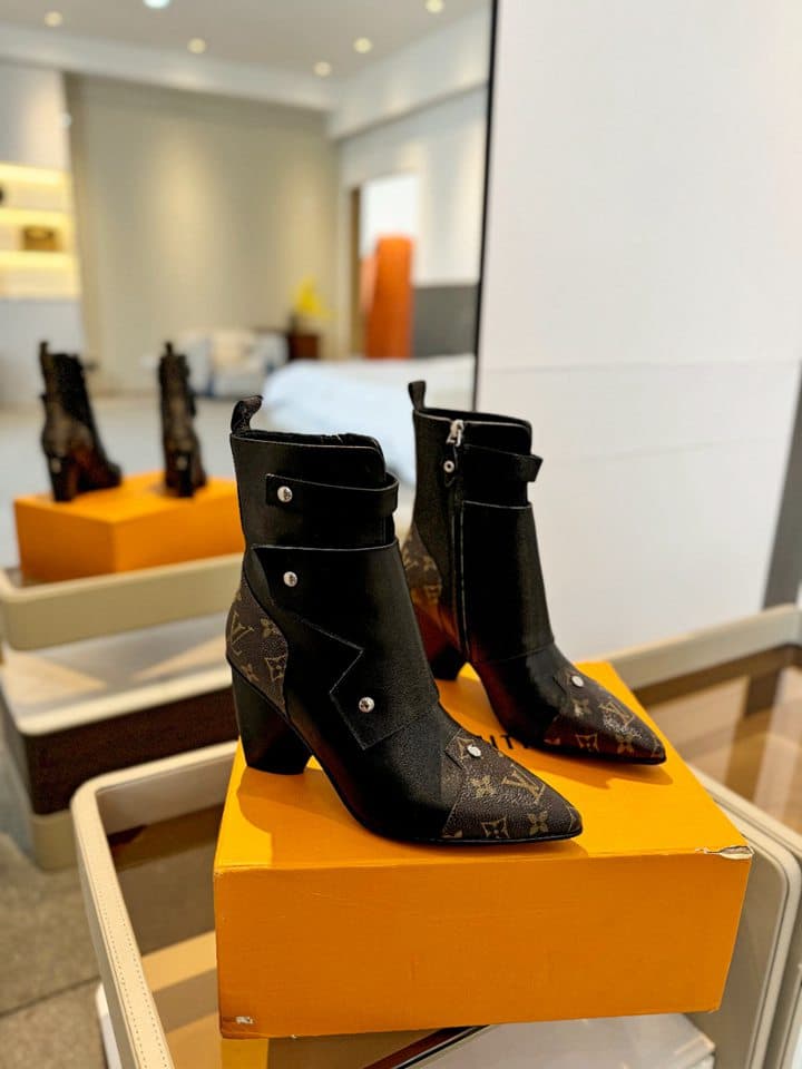 Louis Vuitton Trinity Boot Monogram And Black view 5