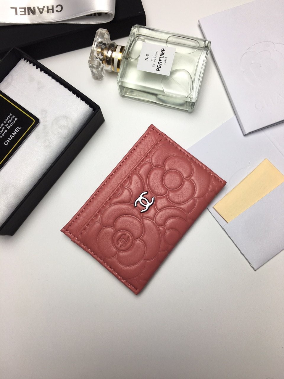 Chanel Floral Card Holder 11.2 Coral Calfskin Silver Icon view 6