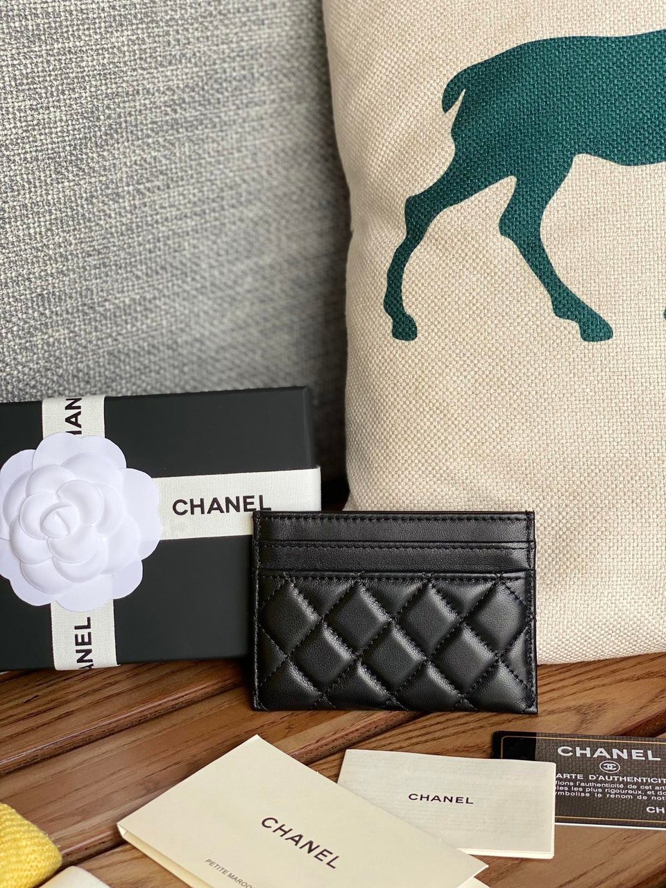 Chanel Boy 11Cm Card Holder Black Lambskin Silver Hardware view 3