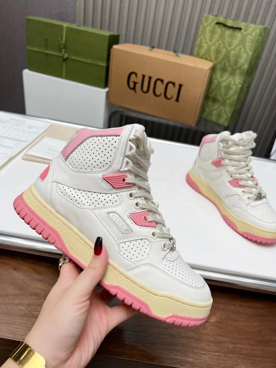 Gucci Women’S High Top Distressed Effect Sneaker Pink view 7