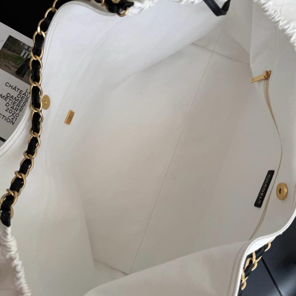Chanel Coco Beach White And Black 43cm/16.9in view 7