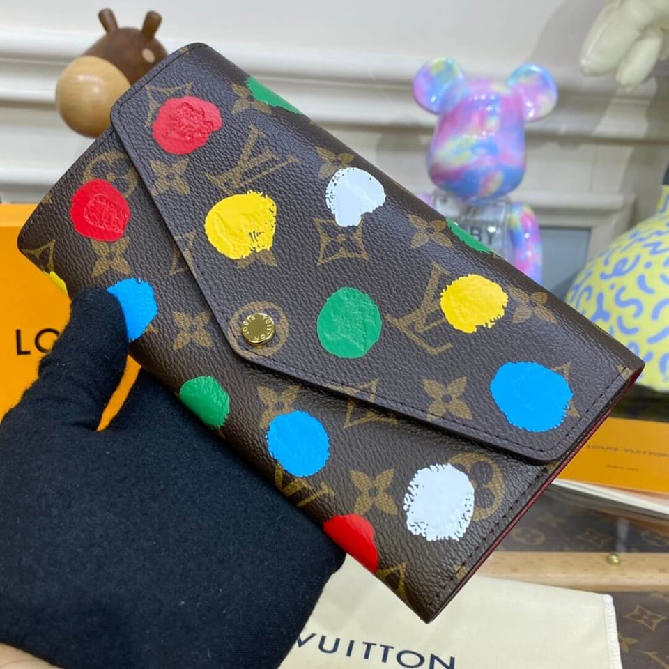 Louis Vuitton x Yayoi Kusama Sarah Wallet view 5
