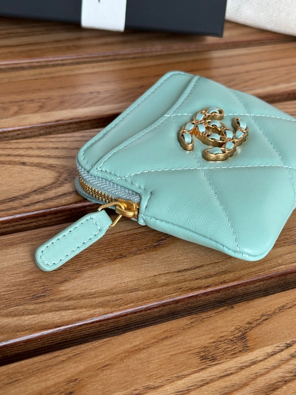Chanel 19 Zipped Coin Purse 11Cm Turquoise Blue Lambskin Gold Hardware view 6