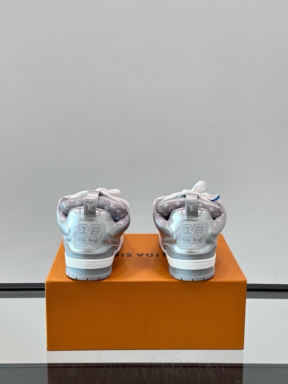 Louis Vuitton LV Skate Sneaker Grey for Men view 10