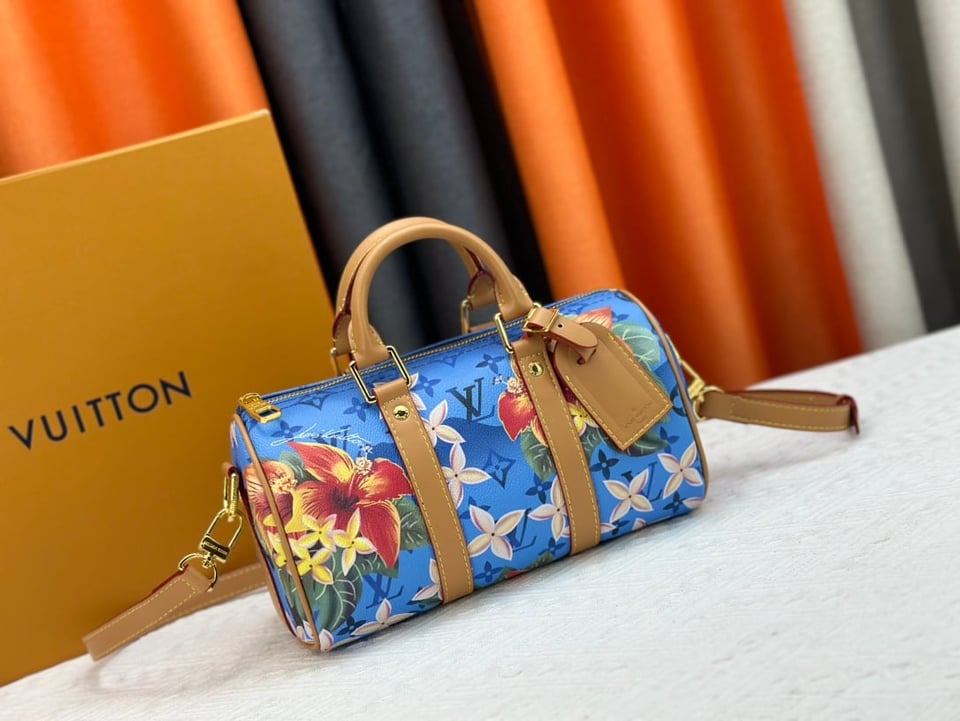 Louis Vuitton Keepall Bandouliere 25 Bright Blue 25Cm M24999 view 4