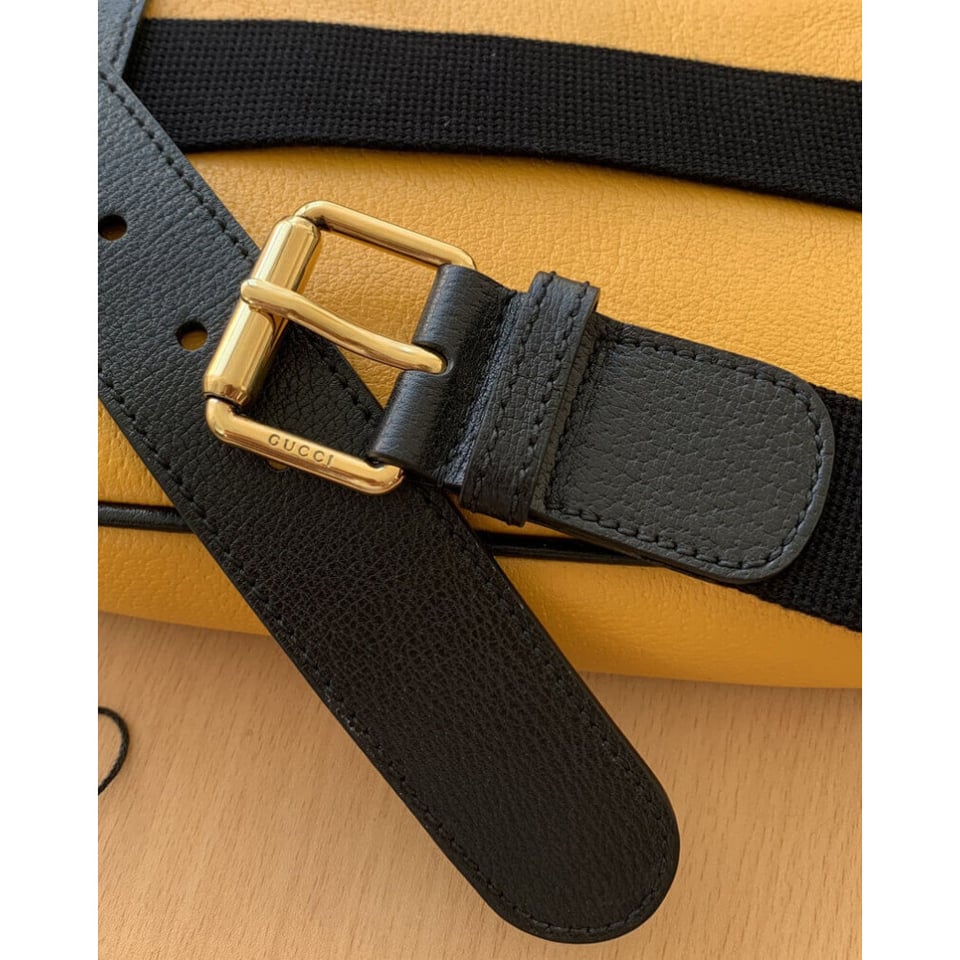Gucci 100 Belt Bag In Yellow Leather view 9