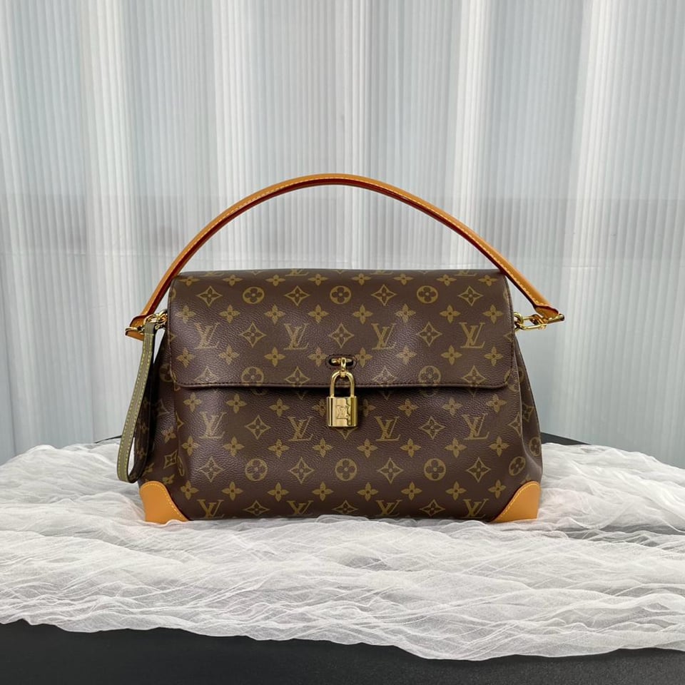 Louis Vuitton LV Hide Away MM Monogram Canvas 36cm M14473 view 4