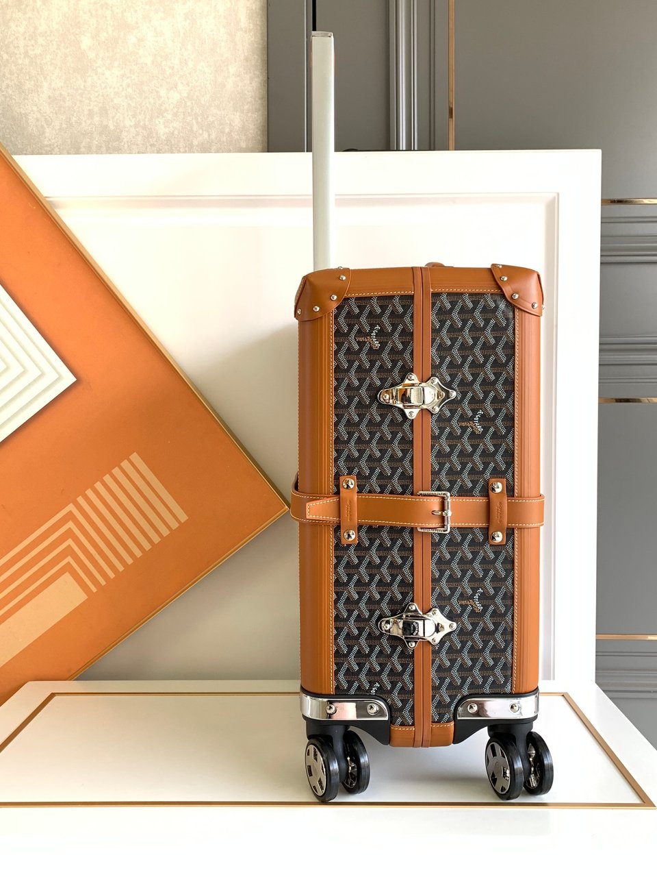 Goyard 50cm Goyardine Canvas &amp; Clamecy Cowhide Bourget PM Trolley Case Black &amp; Tan view 10