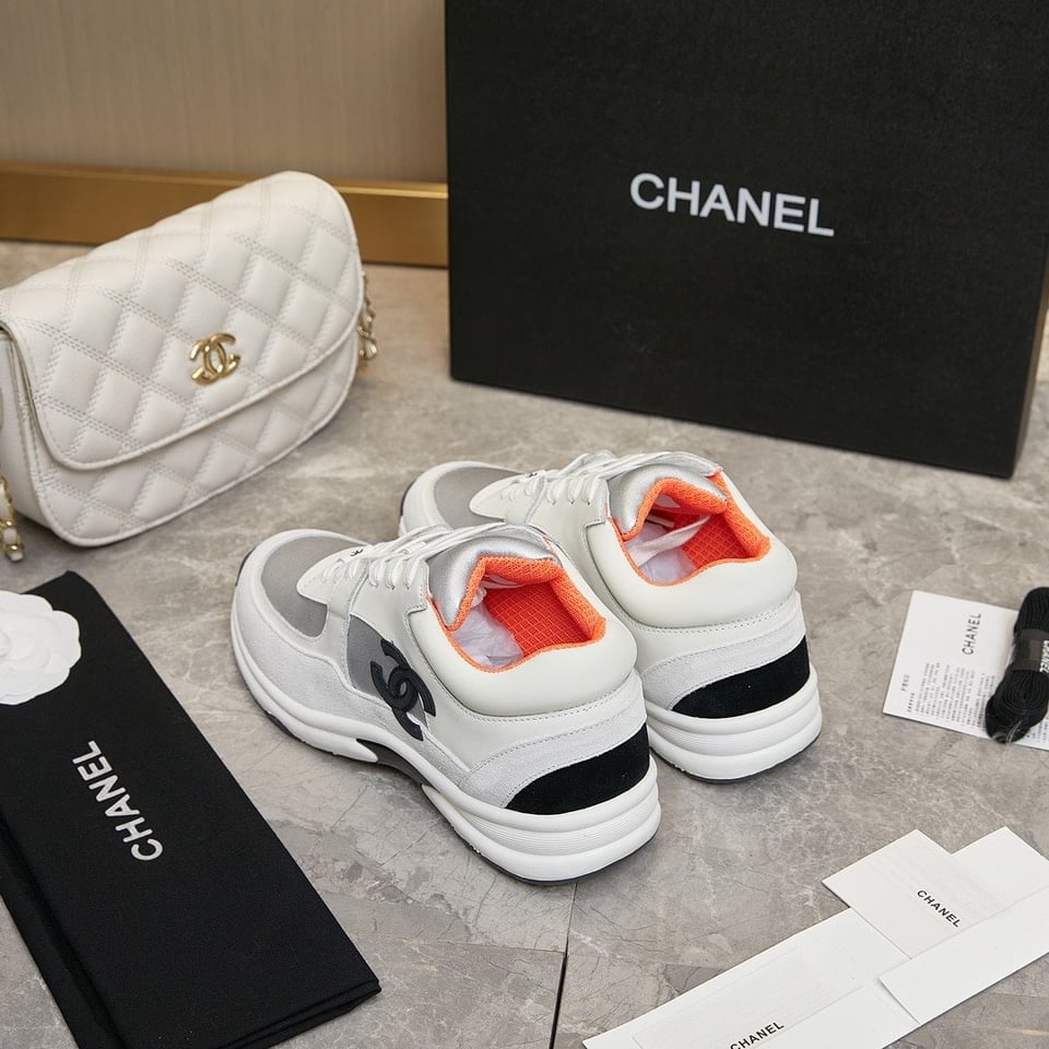 Chanel Suede And Leather Cc Low Top Sneakers White Orange view 3
