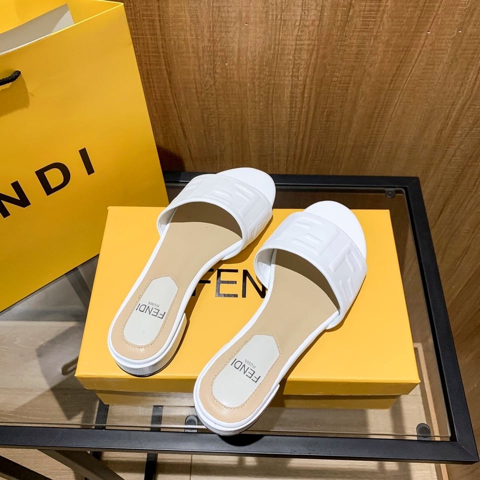 Fendi Silk Cowhide Slippers White view 8