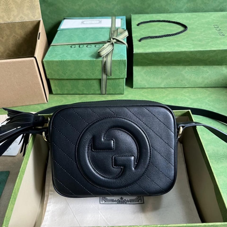 Gucci Blondie Small Shoulder Bag view 5