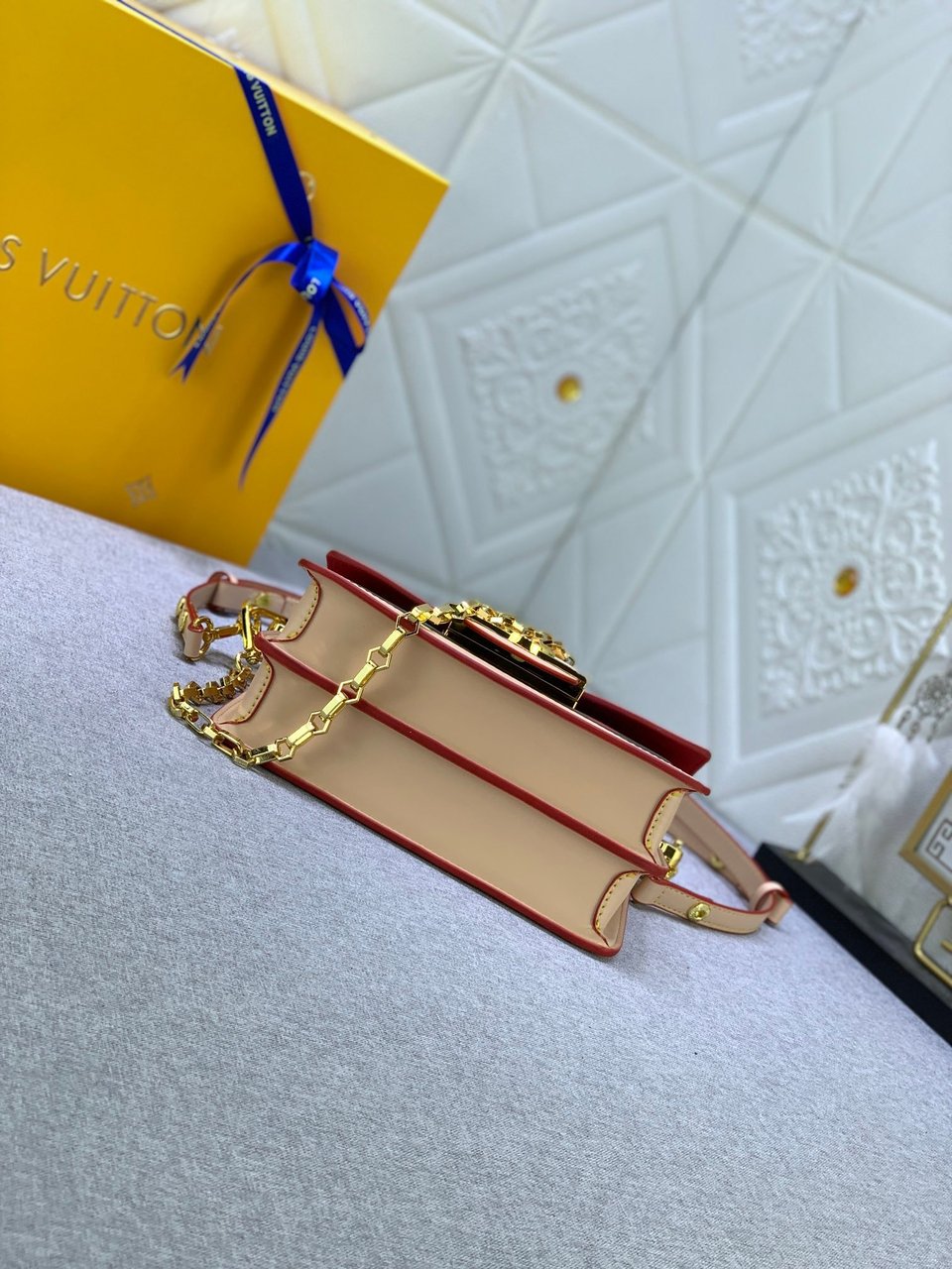 Louis Vuitton X Yk Dauphine Mm Multicolor 20Cm M46432 view 8