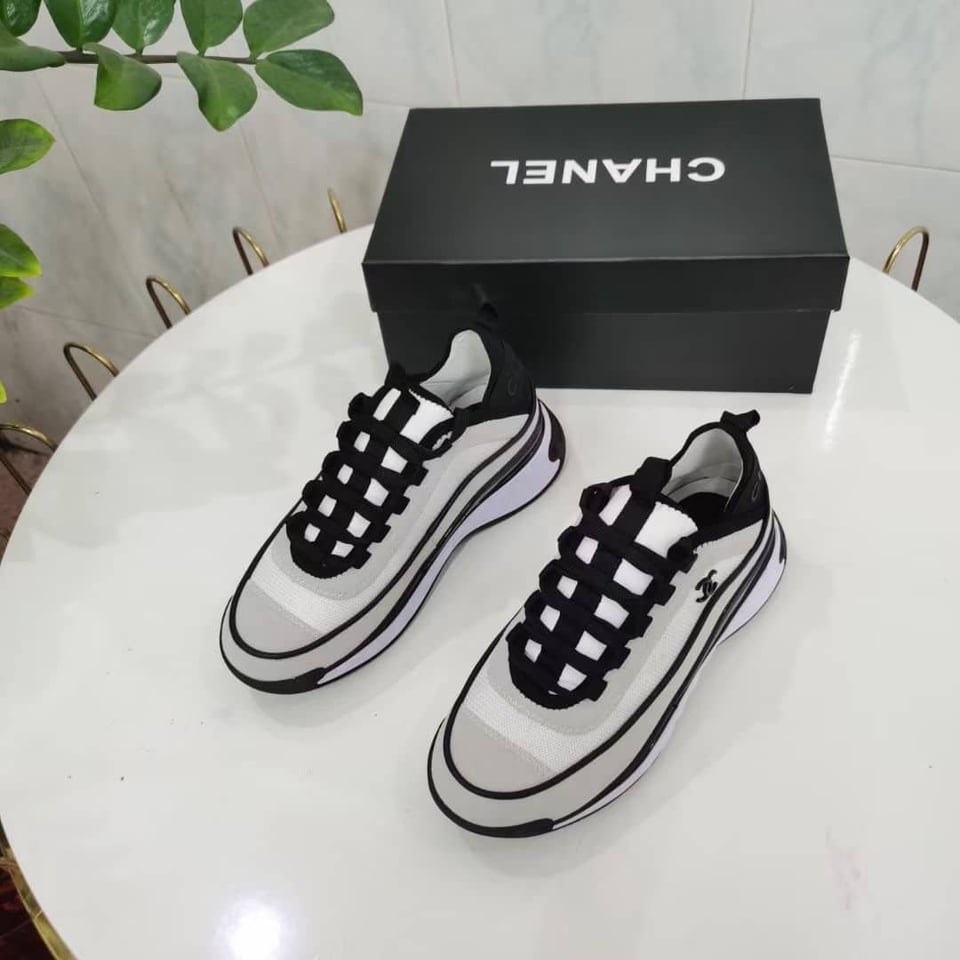 Chanel Women’S Suede Sneaker White G39070 Y56144 0Q241 view 7