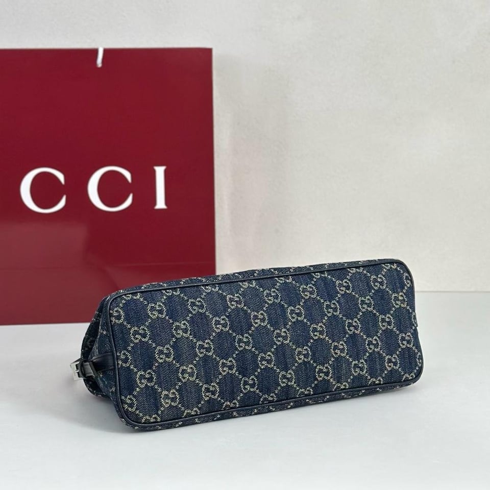 Gucci Madison Medium Shoulder Bag 31cm/12.2in Blue GG Denim ‎874744 view 11