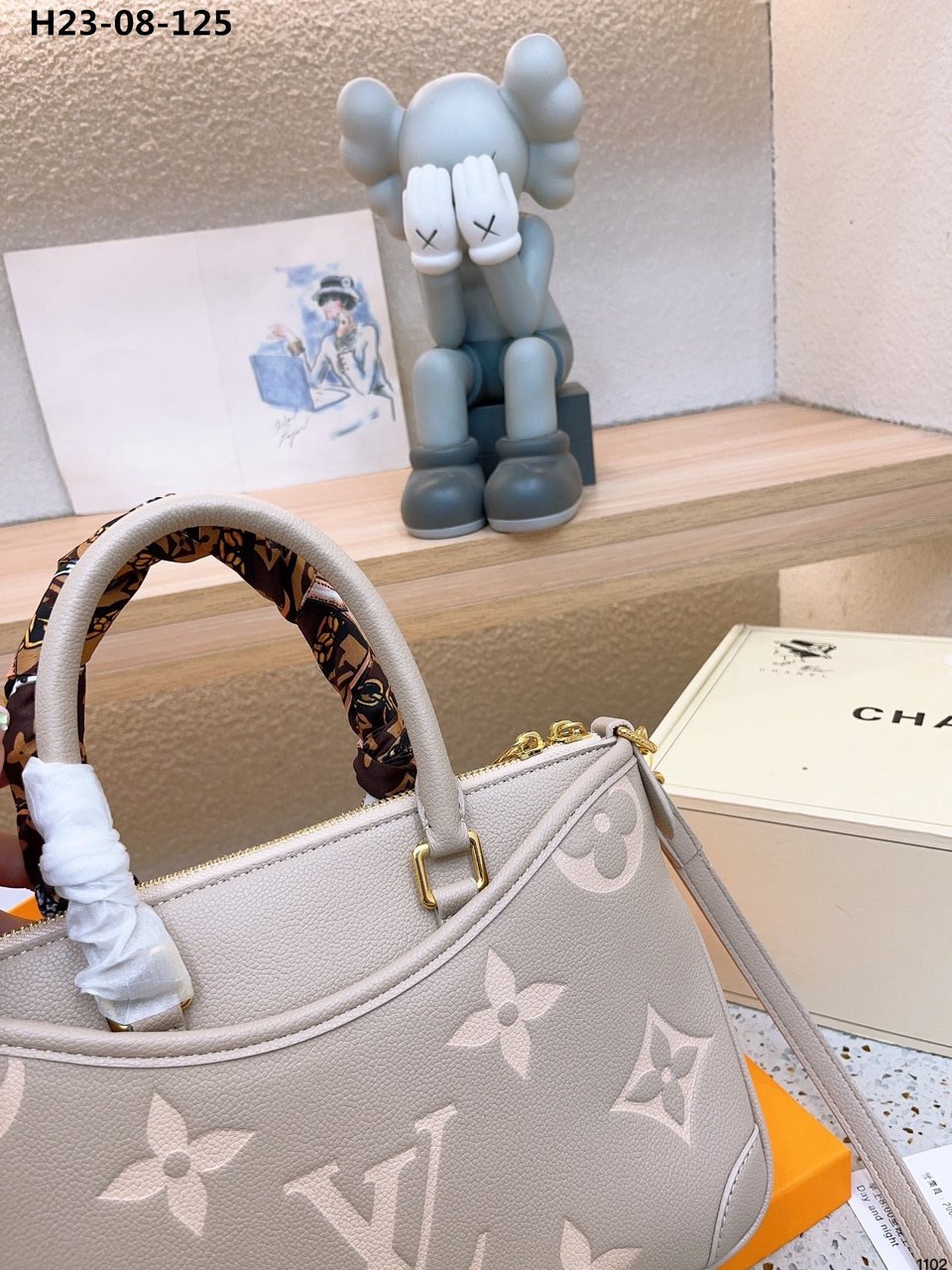 Louis Vuitton Trianon Pm Bag Gray 28Cm view 5