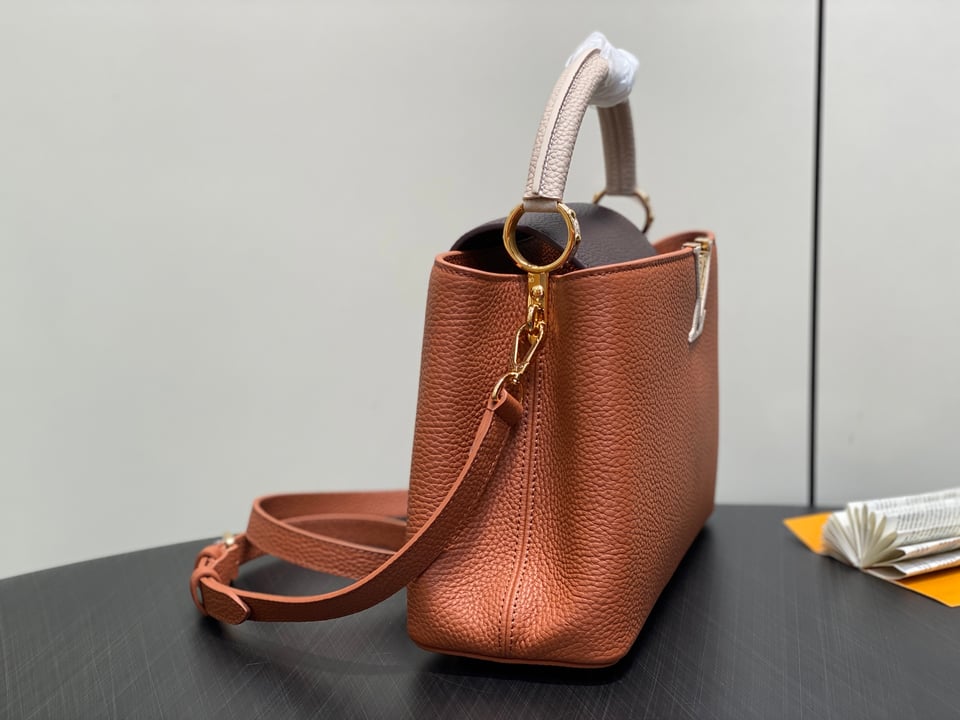 Louis Vuitton Capucines MM M14176 Brown 31.5cm/ 12.2in view 5