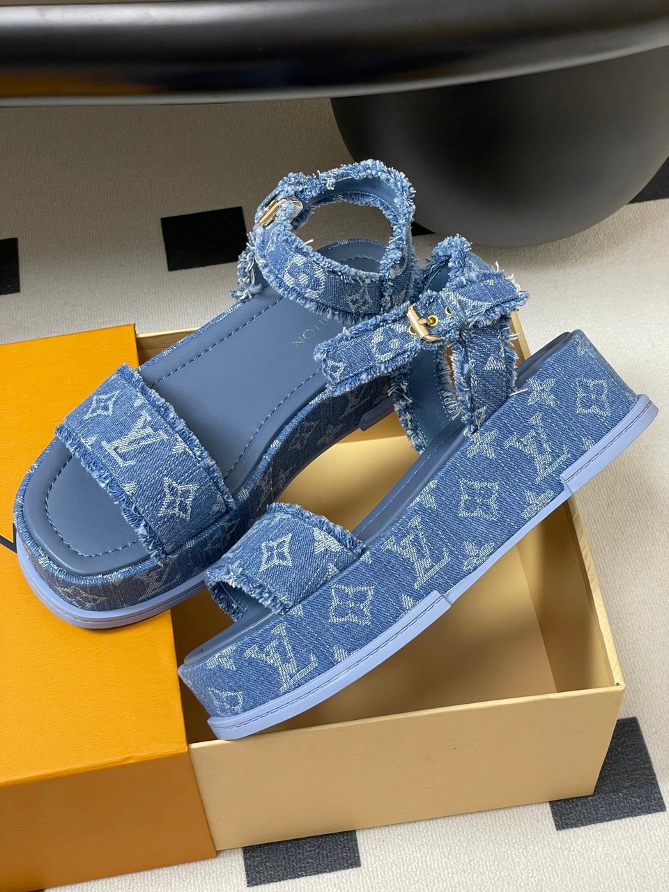 Louis Vuitton By The Pool Maya Flatform Sandal Blue view 11