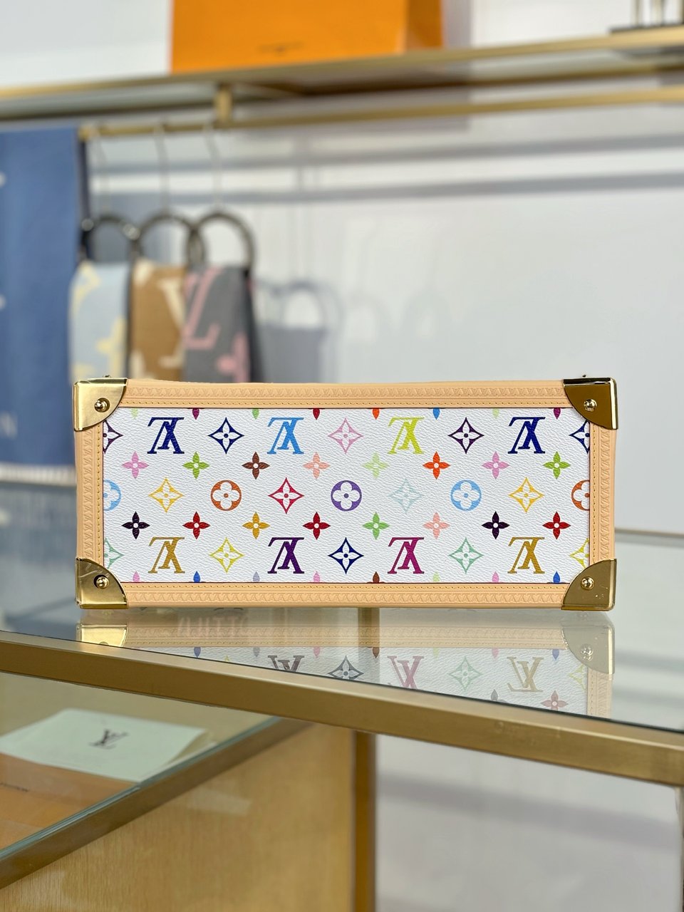 Louis Vuitton x Takashi Murakami LV x TM OnTheGo MM Multicolored Bag M13079 35cm/ 13.8in view 6