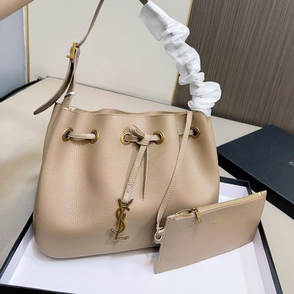 Saint Laurent Paris Vii Hobo Bag Beige 30Cm view 3