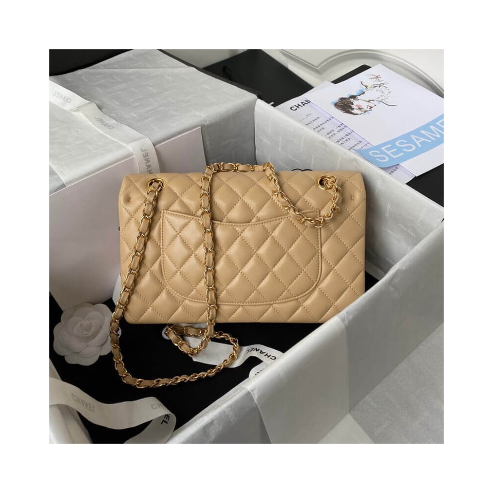 Chanel Classic Flap Bag 25 cm Beige Caviar Gold-Tone Hardware A01112 view 4