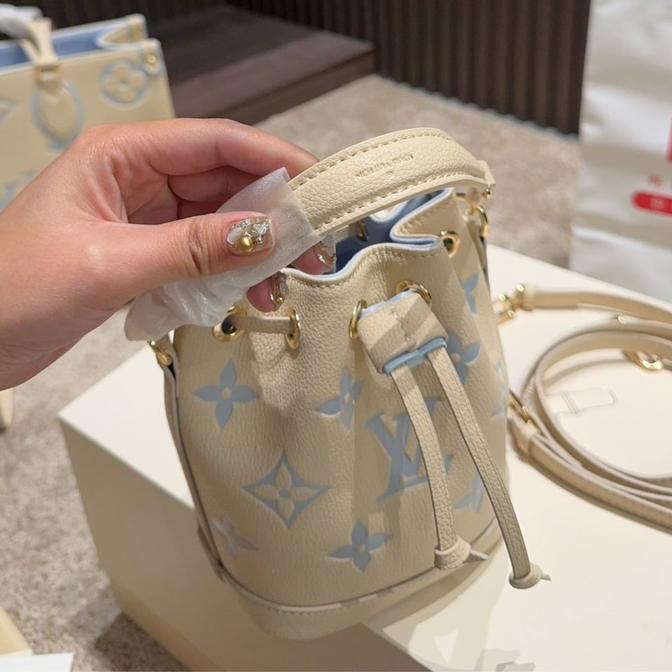 Louis Vuitton Nano No Candy Blue 13Cm view 4