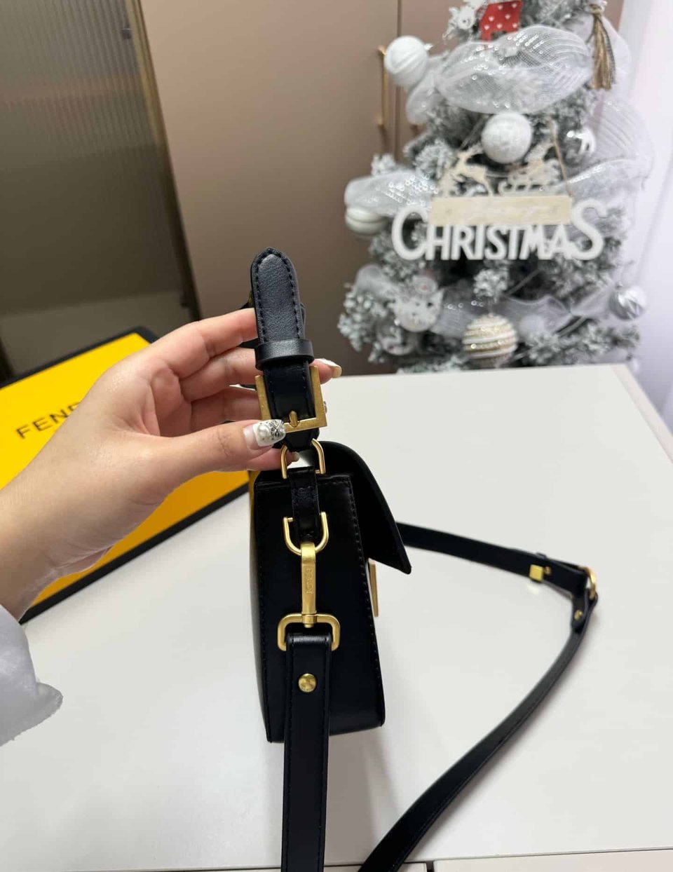 Fendi Baguette Bag Black Leather 25Cm/ 9.8 in view 8