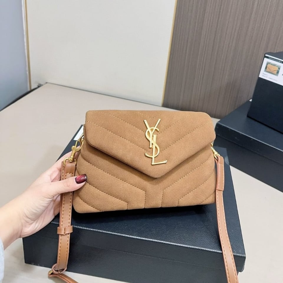 Saint Laurent Loulou Small Shoulder Bag In Suede 22Cm view 4
