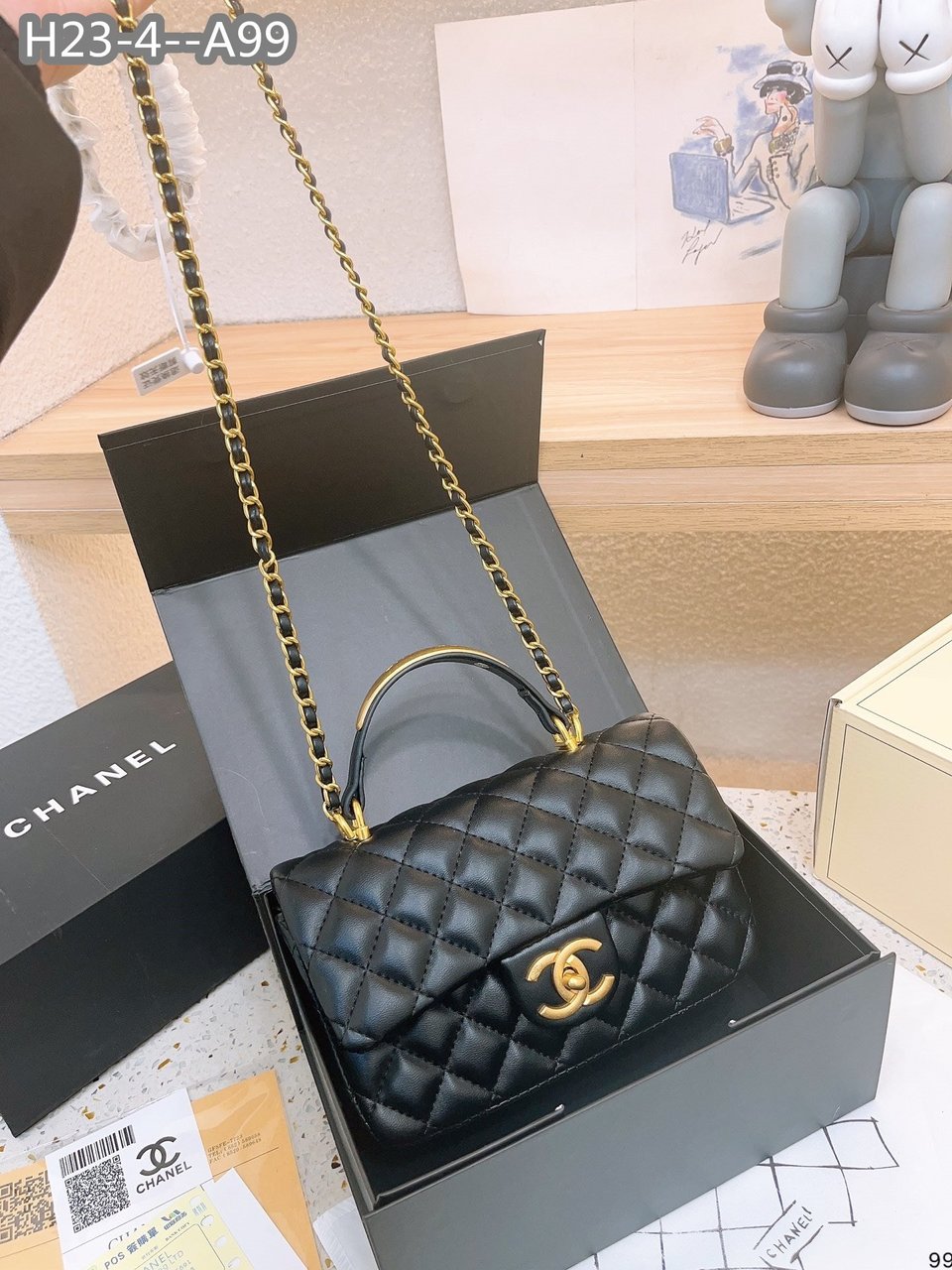 Chanel 22B Flap Bag With Gold Hardware Top Handle Black 21Cm/8in As2431 view 6