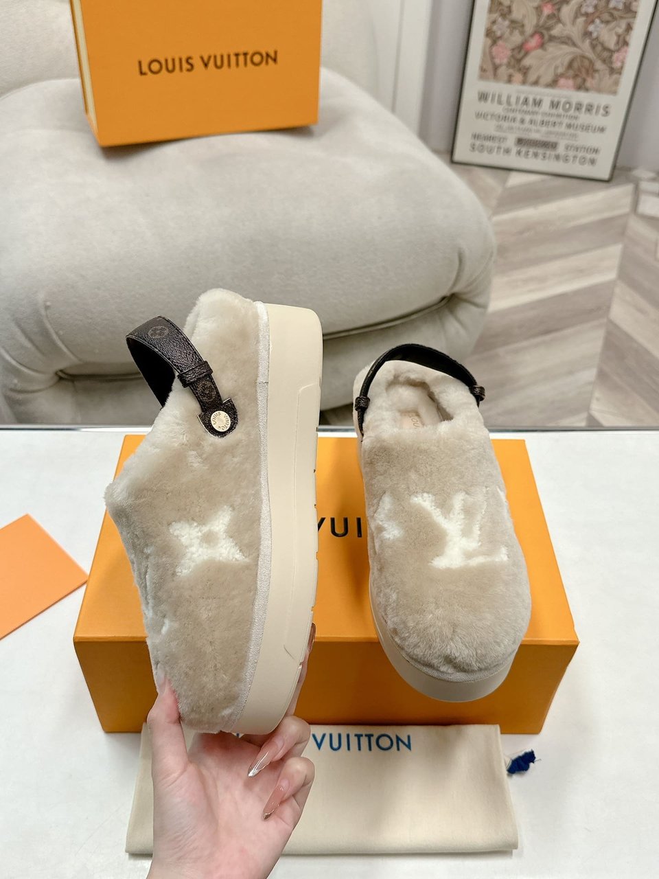 Louis Vuitton Aspen Comfort Clog Light Beige view 3