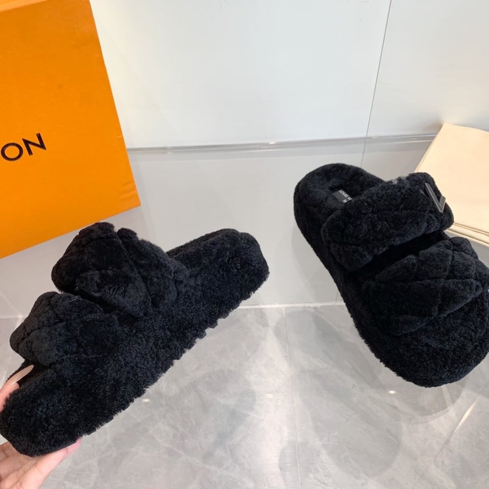 Louis Vuitton Lv Sunset Platform Comfort Mule Shearling Black 1Actv0 view 4