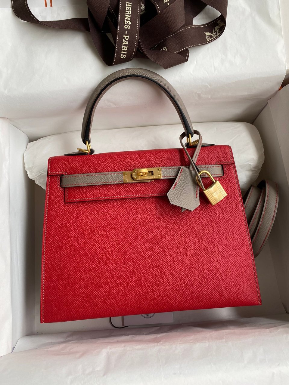 Hermes Kelly 25 Bag In Bright Red Epsom Leather For Women 25cm/10in view 2