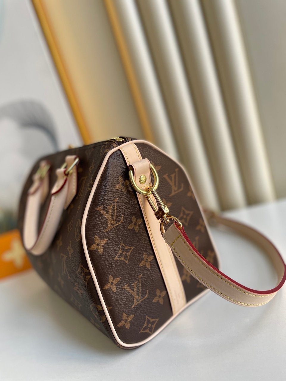 Louis Vuitton Speedy Bandouliere 25 Monogram Canvas 25cm view 9