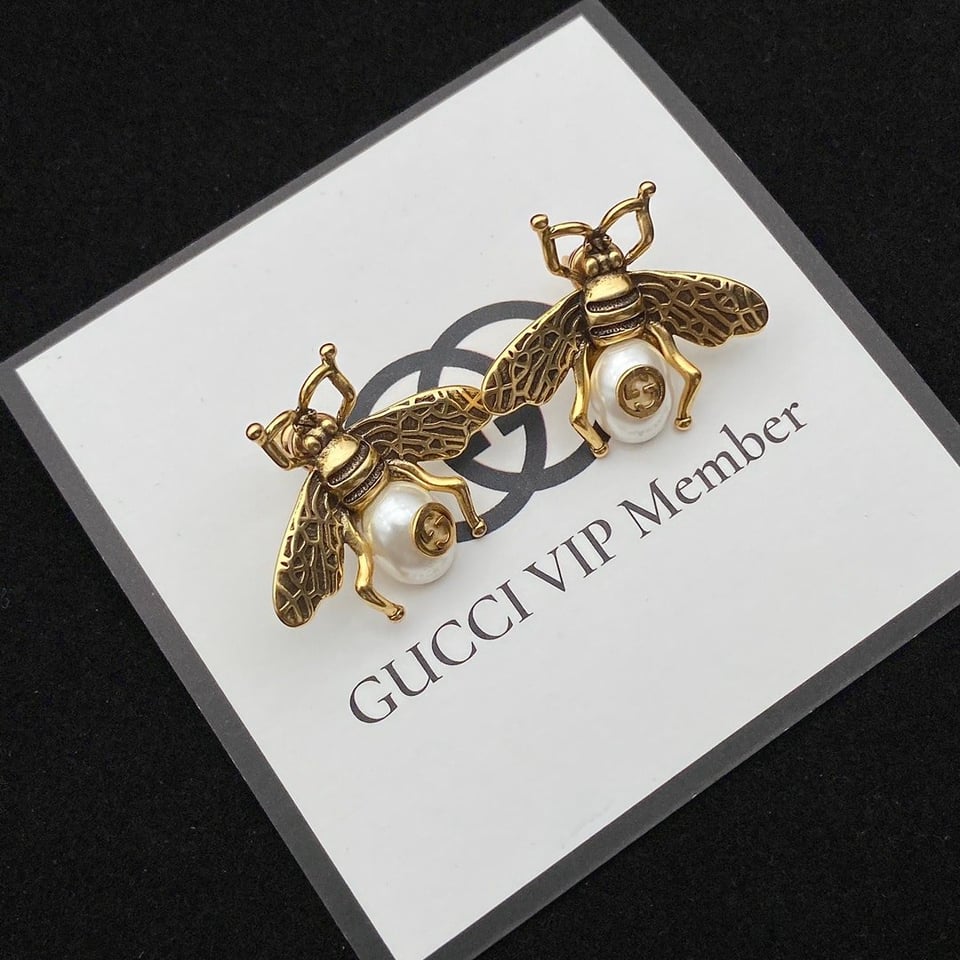 Gucci Gg Bee Pearl Gold Earrings view 3