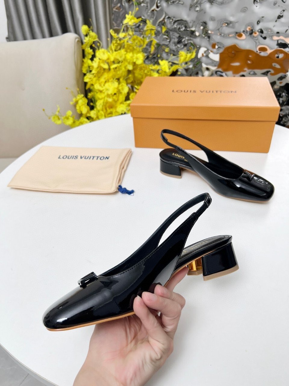 Louis Vuitton Madeleine Slingback Black Patent Leather Pumps 3.5cm view 6