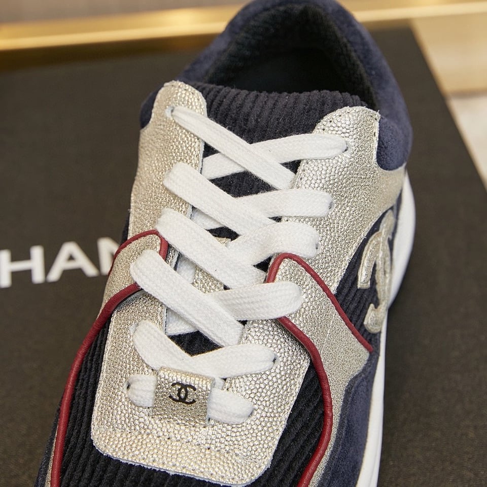 Chanel Cc Logo Sneakers Navy Burgundy view 5