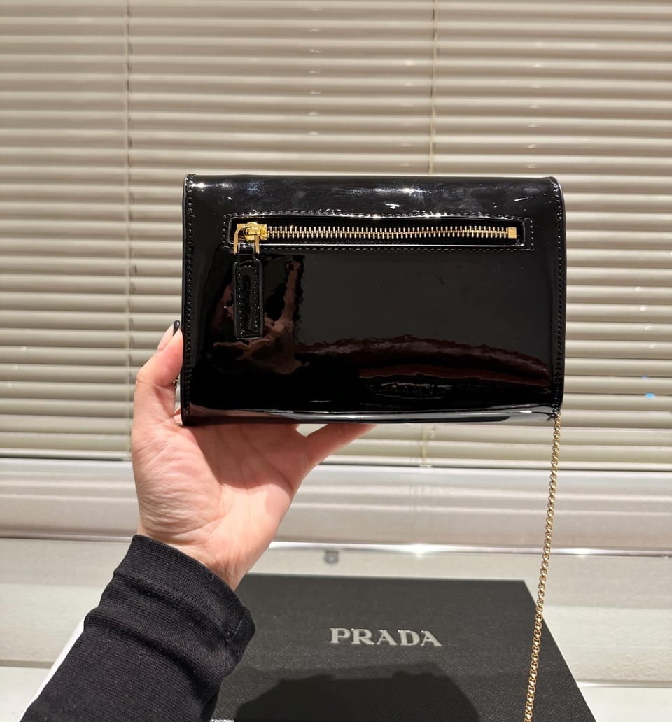 Prada Patent Leather Mini Bag Black 20Cm view 6