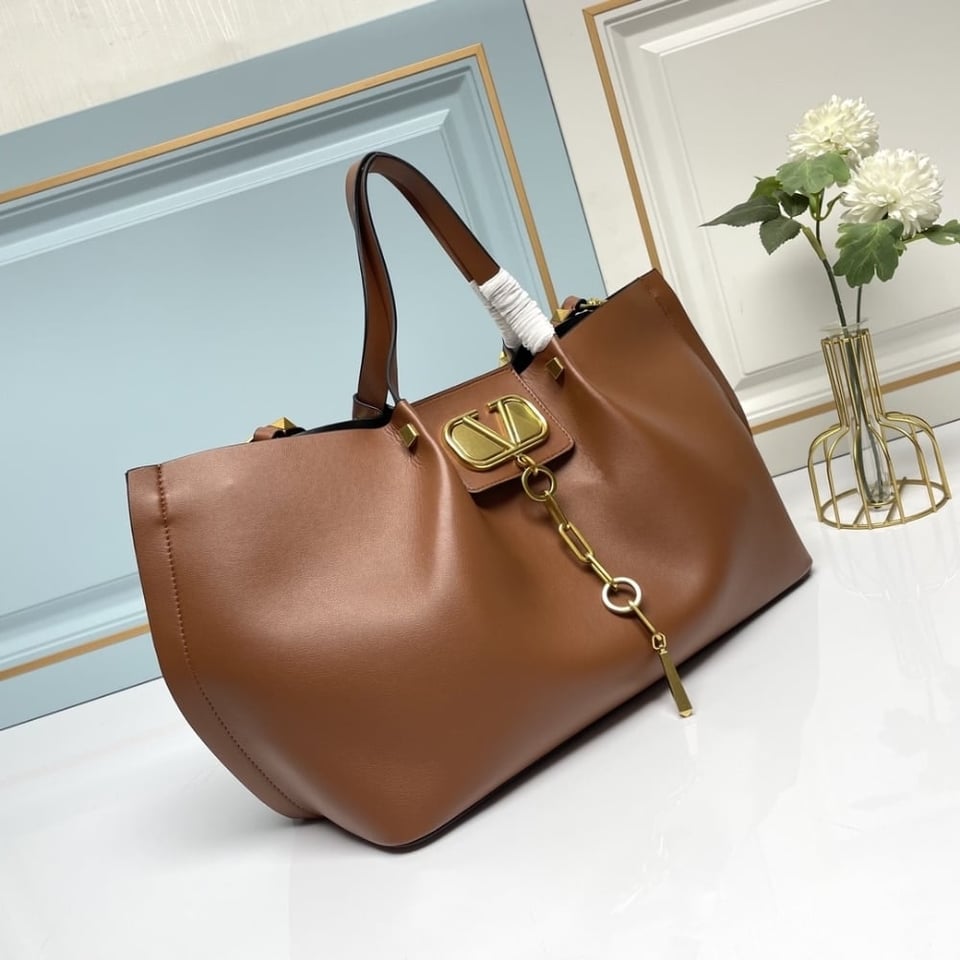 Valentino Garavani Large Vlogo Escape Shopper Tote Brown 41Cm view 4