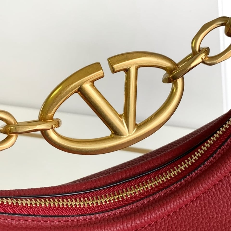 Valentino Garavani Vlogo Moon Medium Grainy Hobo Bag With Chain Dark Red 29Cm 5W2B0N59Jdk Y9Q view 4