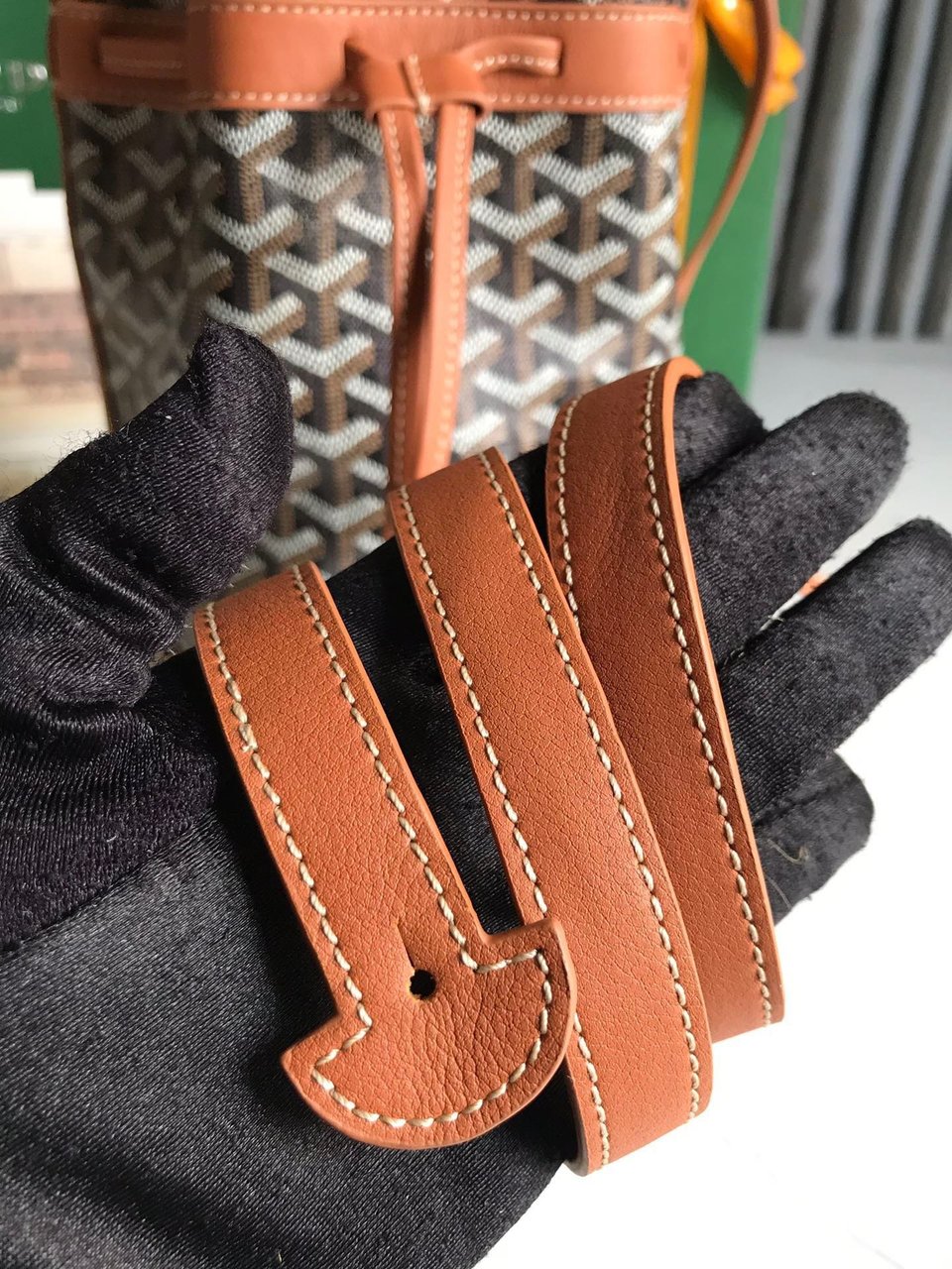 Goyard Petit Flot Bucket Bag 22 Cm Black Goyardine Canvas And Tan Lambskin Trim view 3