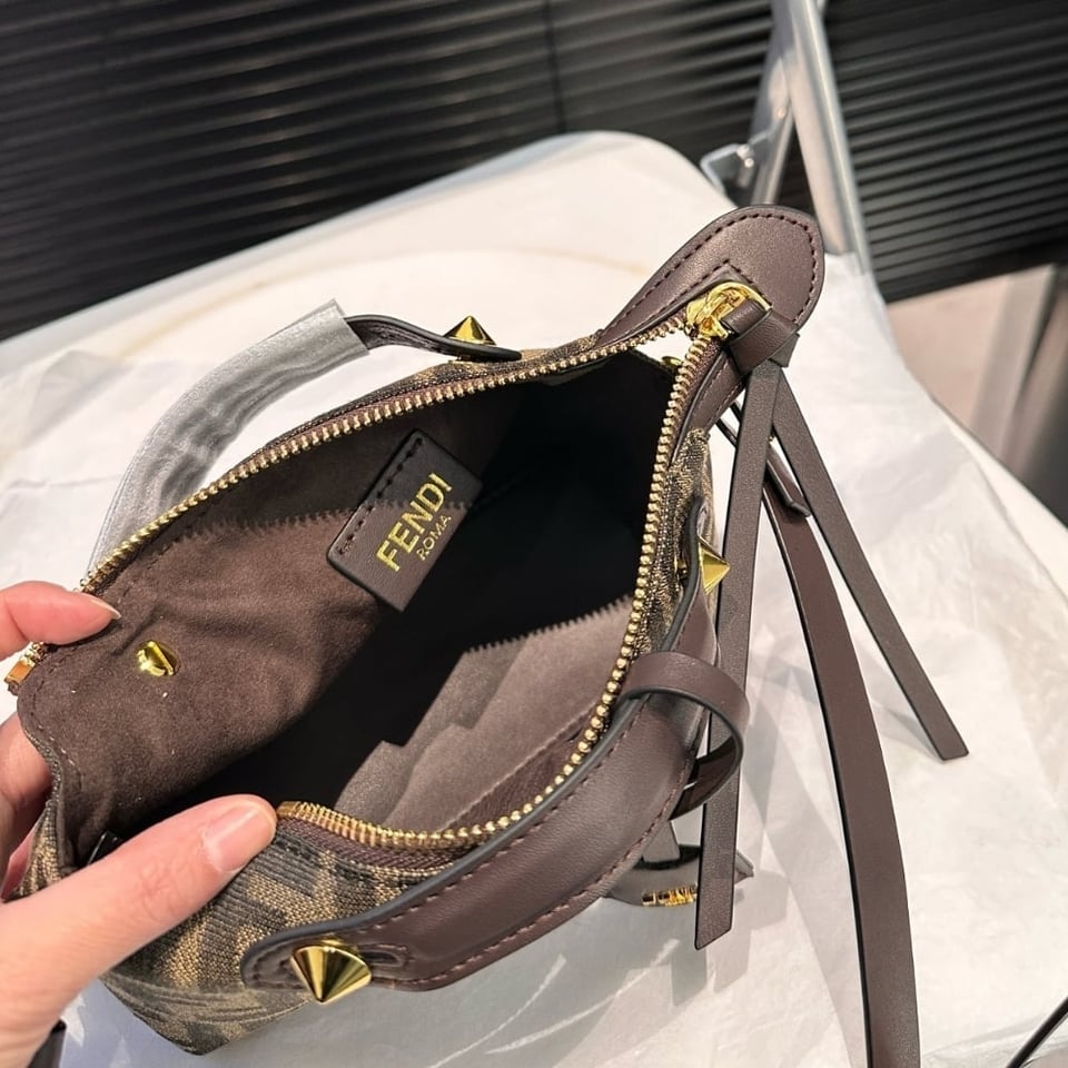 Fendi By The Way Soft Medium Brown Ff Jacquard Fabric Bag 27Cm view 7