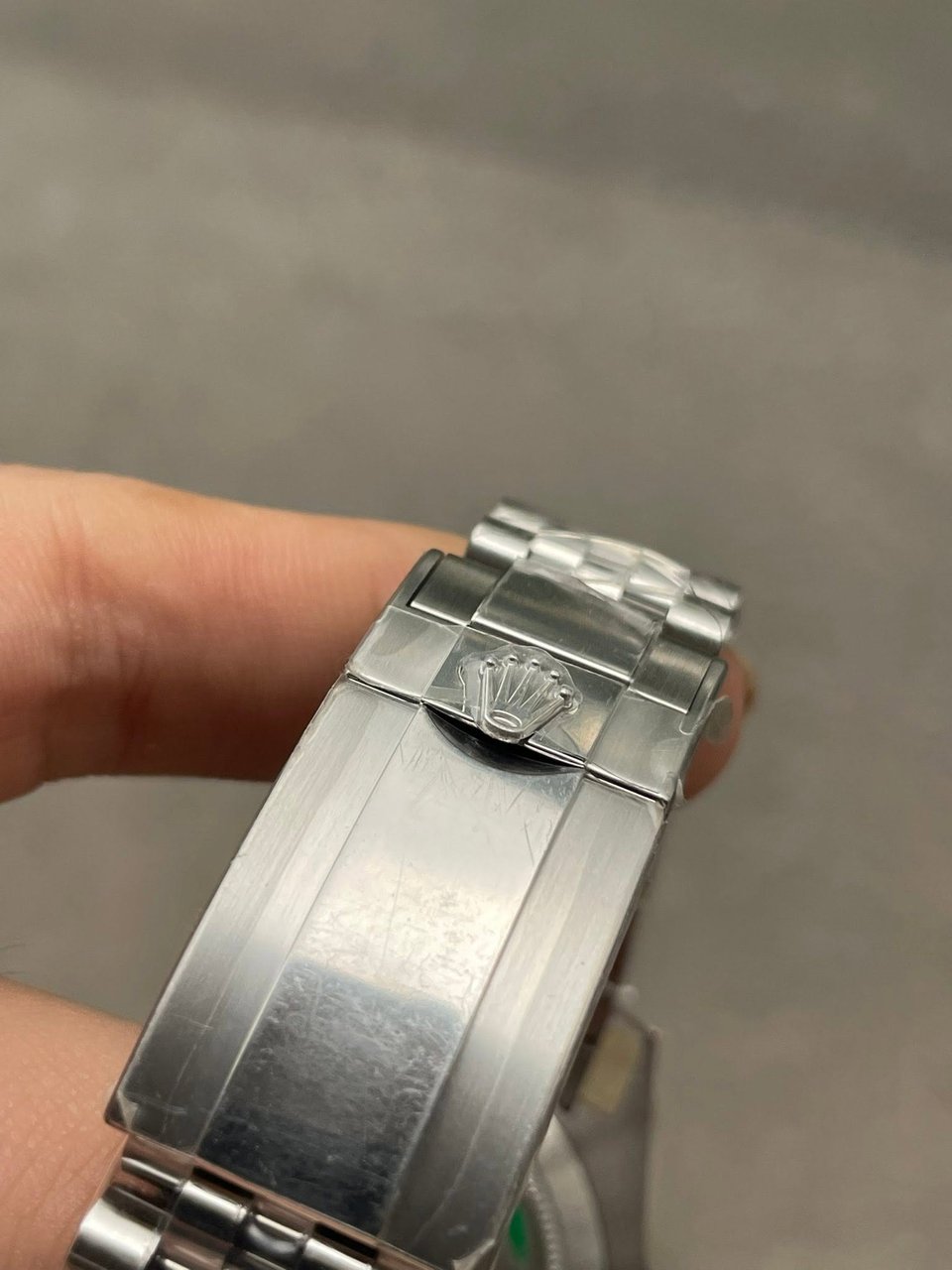 [Super Clone] Rolex GMT-Master II Black Dial 126710GRNR “Bruce Wayne” Jubilee 2024 view 5